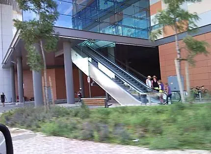 Apartamento 405 Em Urbanizacao Com Piscinas Apartamento *