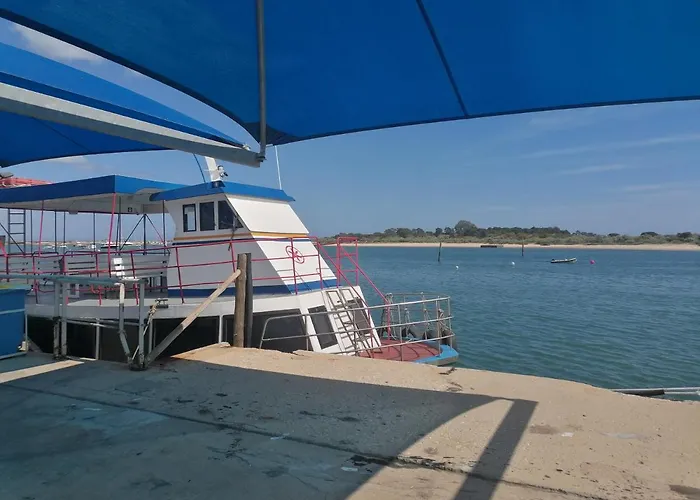 Apartamento 405 Em Urbanizacao Com Piscinas