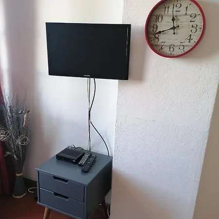 Apartamento 405 Em Urbanizacao Com Piscinas