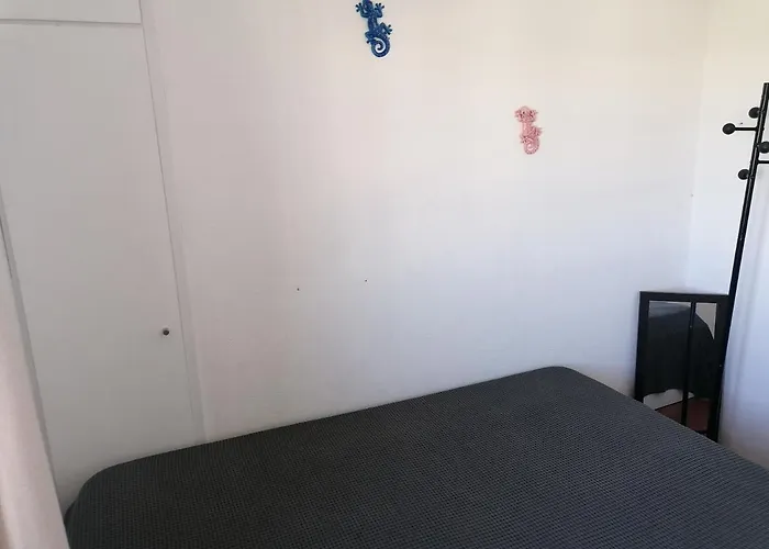 Apartamento 405 Em Urbanização Com Piscinas *